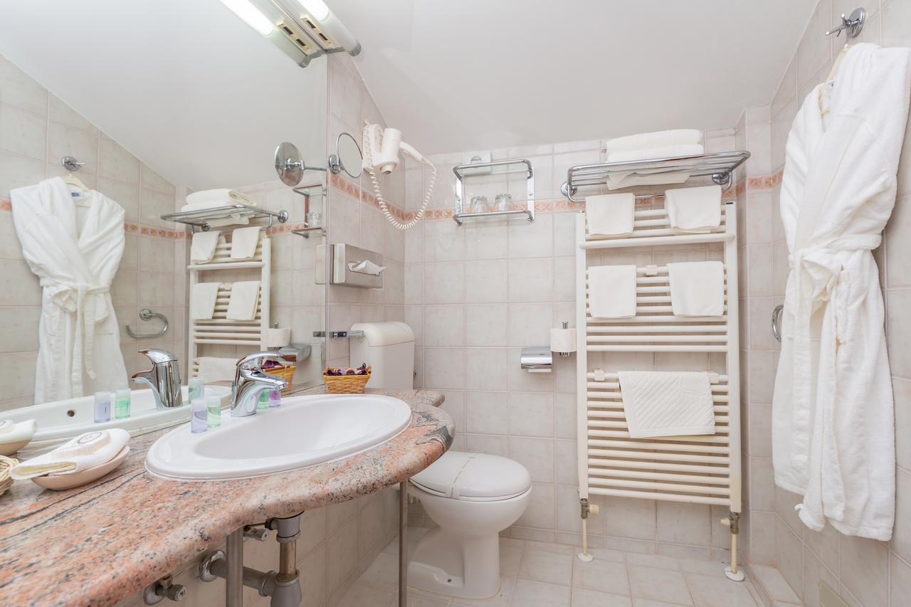 Hotel Ostrea Ston Bagian luar foto