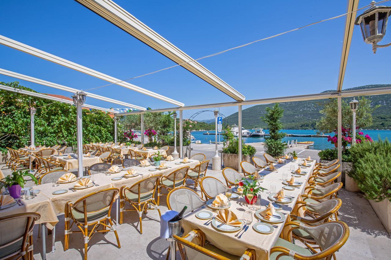 Hotel Ostrea Ston Bagian luar foto