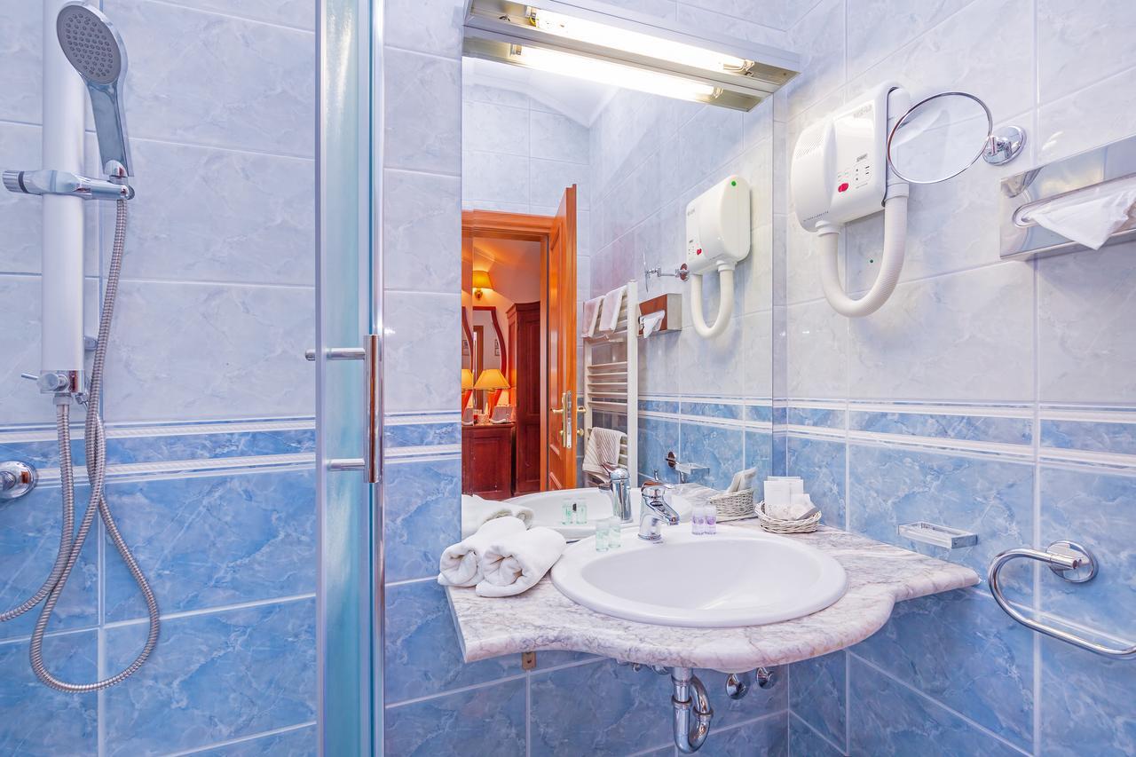 Hotel Ostrea Ston Bagian luar foto
