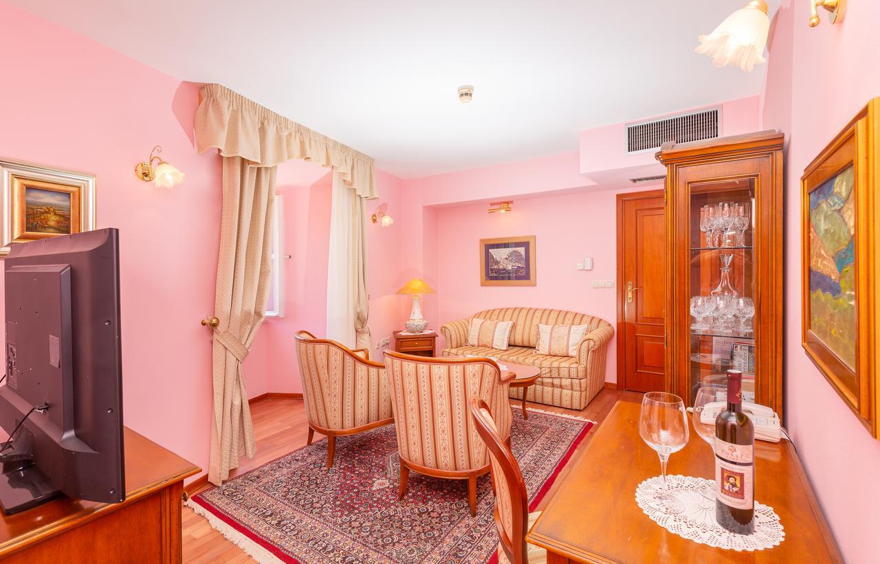 Hotel Ostrea Ston Bagian luar foto