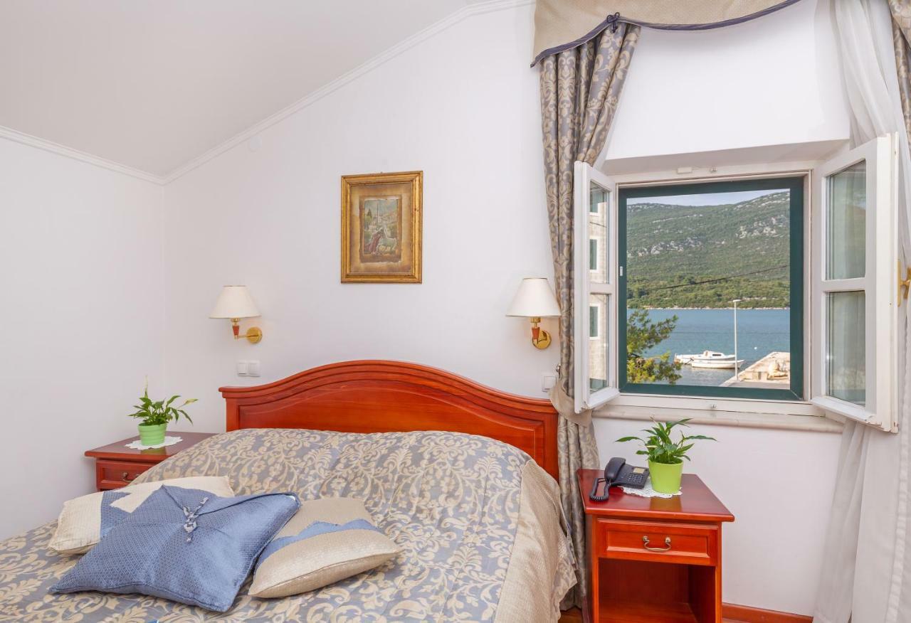 Hotel Ostrea Ston Bagian luar foto