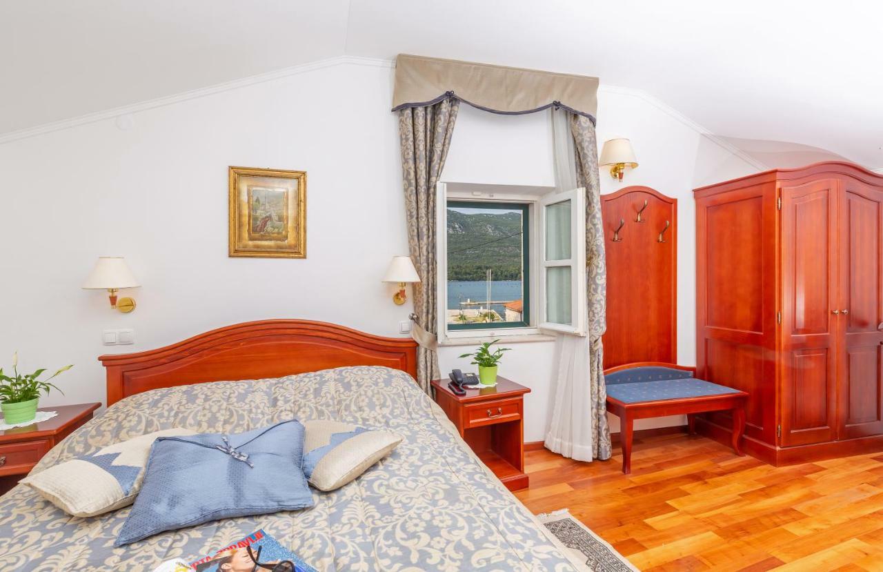 Hotel Ostrea Ston Bagian luar foto